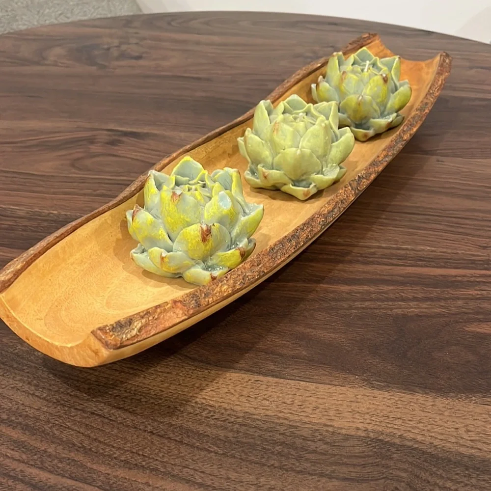 CRATE & BARREL MANGO WEDGE BOAT & 3 ARTICHOKE CANDLES IN GOOD CONDITION